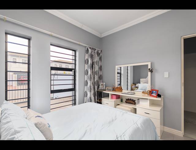 3 BEDROOM FREESTANDING FOR SALE IN PARKLANDS